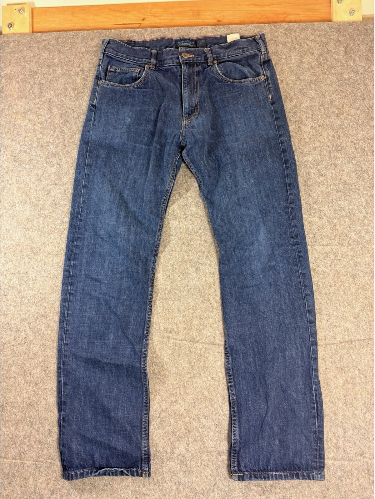 Mens Patagonia Jeans Size 33x32 Mens